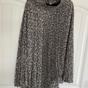 ElieTahari Pleated  Asymmetrical Large Skirt